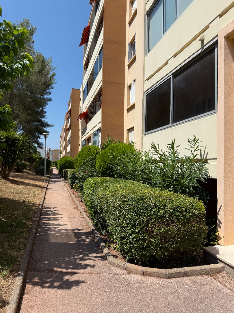 Appartement - HYERES